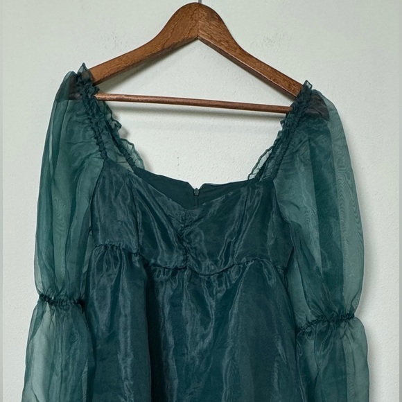 NWT Altar'd State Lunetta Dress in Hunter Green Size Small - Picture 6 of 12